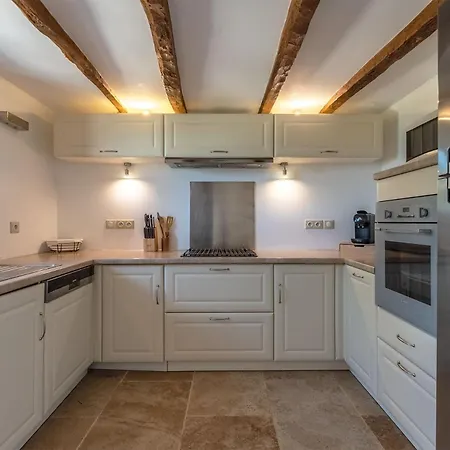 La Tour Du Fauconnier Casa de Férias Sergeac