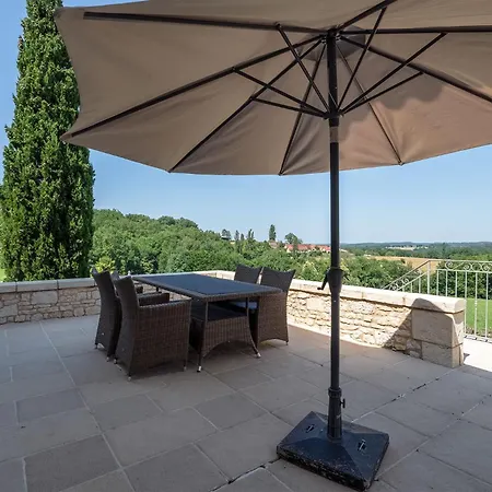 Casa de Férias La Tour Du Fauconnier