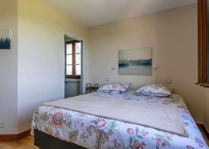 La Tour Du Fauconnier * Sergeac